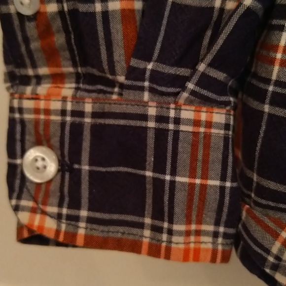 Cherokee boy's plaid shirt in size M - Picture 2 of 6